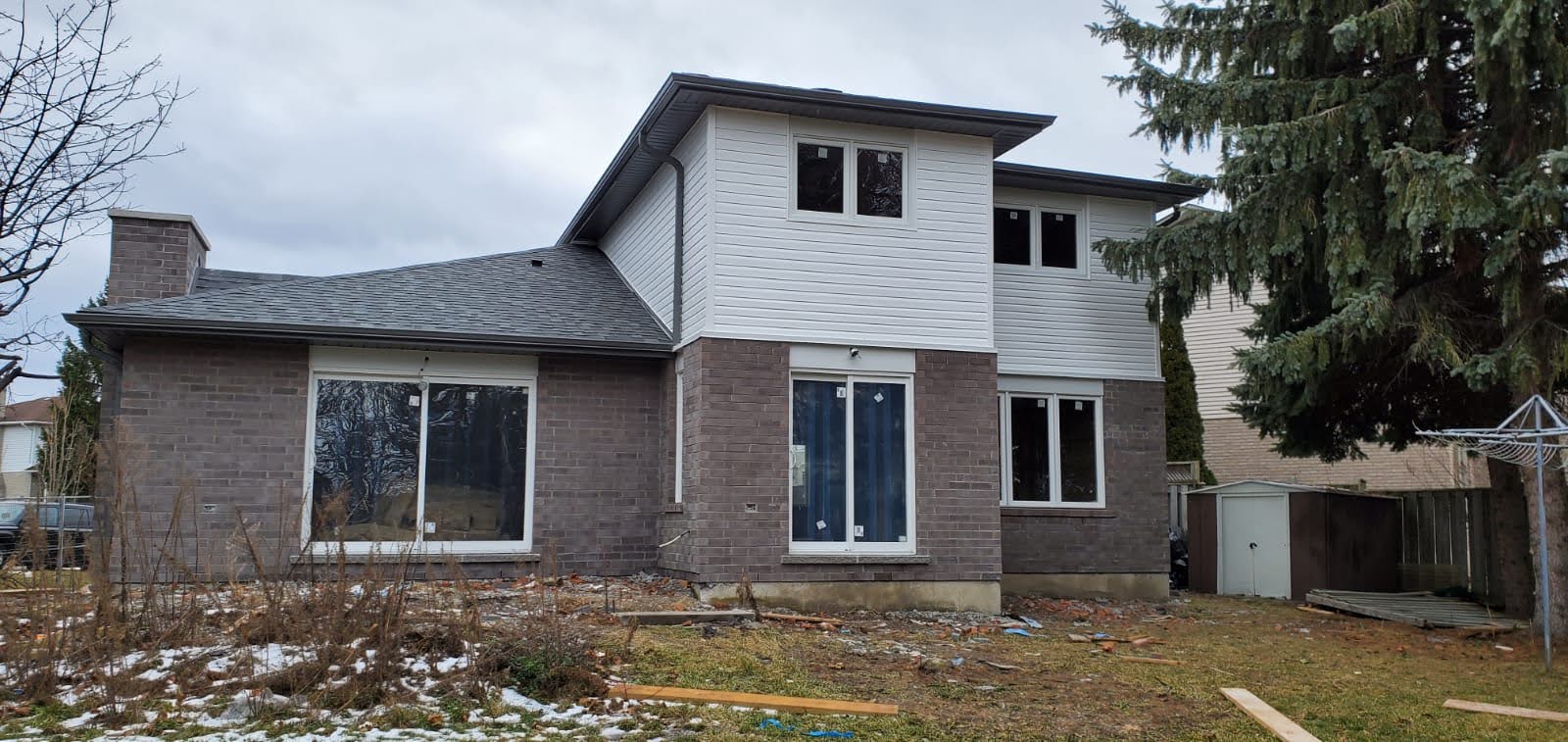 Oshawa fire rebuild, stage photo